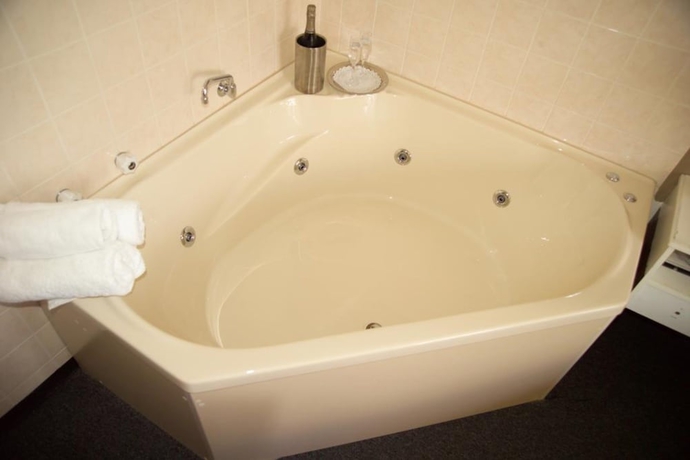 Imagen de la habitación del Hotel Glenelg Dockside Motel. Foto 16