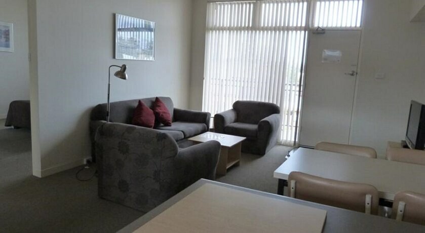 Imagen de la habitación del Hotel Glenelg Holiday Apartments. Foto 28