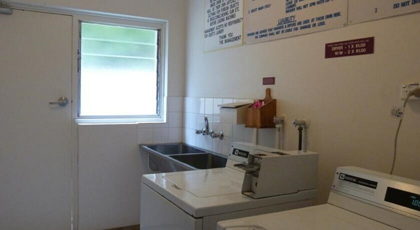 Imagen de los interiores del Hotel Glenelg Holiday Apartments. Foto 34