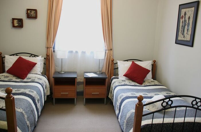 Imagen de la habitación del Hotel Glenella Guesthouse. Foto 2