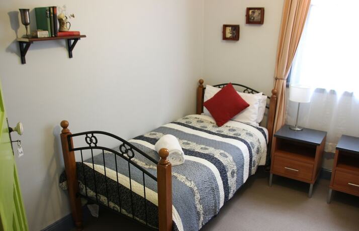 Imagen de la habitación del Hotel Glenella Guesthouse. Foto 15