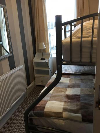 Imagen de la habitación del Hotel Glenheath. Foto 7