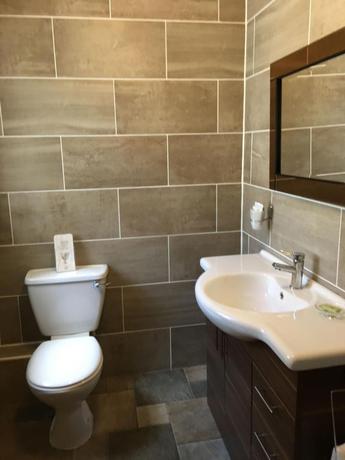 Imagen de la habitación del Hotel Glenheath. Foto 16