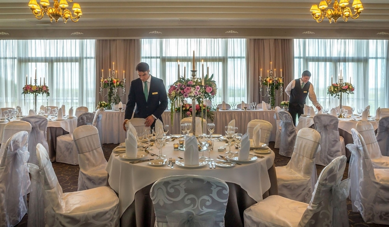 Imagen de los interiores del Hotel Glenlo Abbey. Foto 9