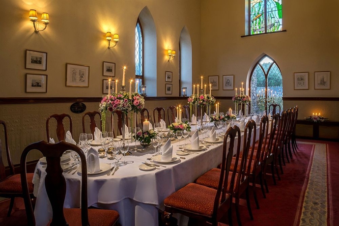 Imagen de los interiores del Hotel Glenlo Abbey. Foto 10