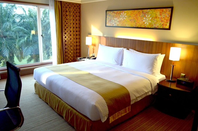 Imagen de la habitación del Hotel Glenmarie Hotel & Golf Resort. Foto 14