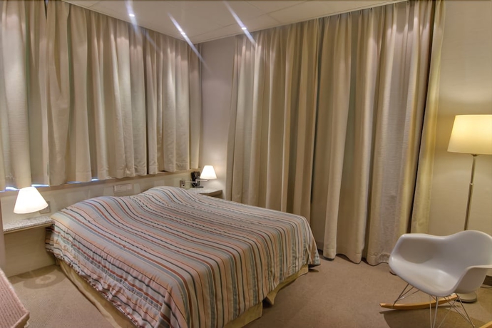 Imagen de la habitación del Hotel Glenmore. Foto 7