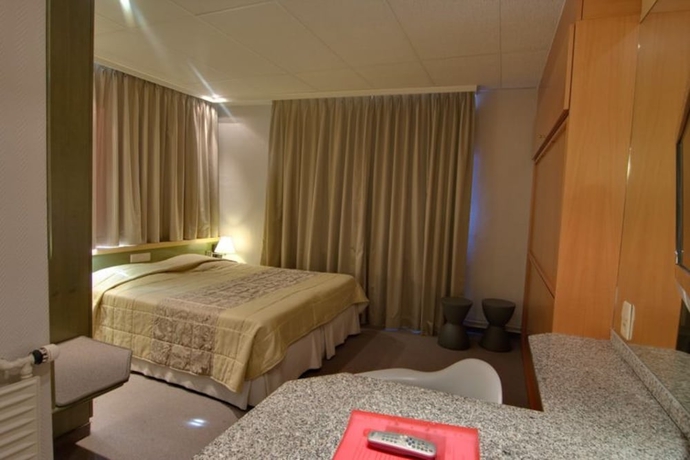 Imagen de la habitación del Hotel Glenmore. Foto 9