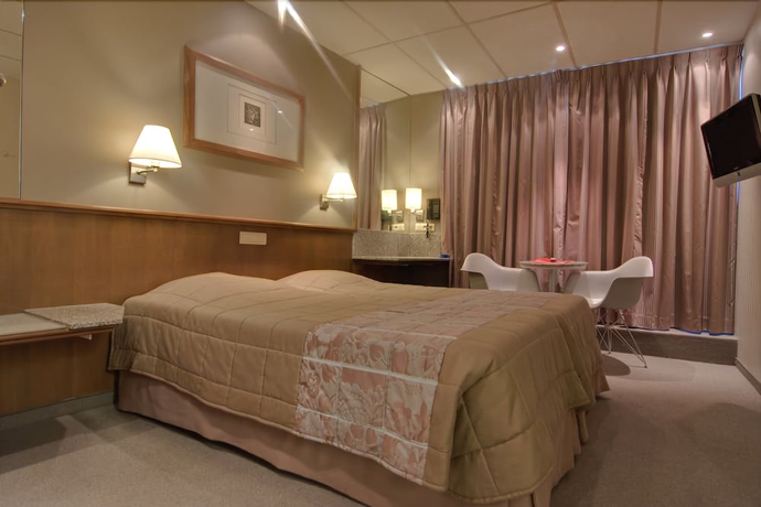 Imagen de la habitación del Hotel Glenmore. Foto 10