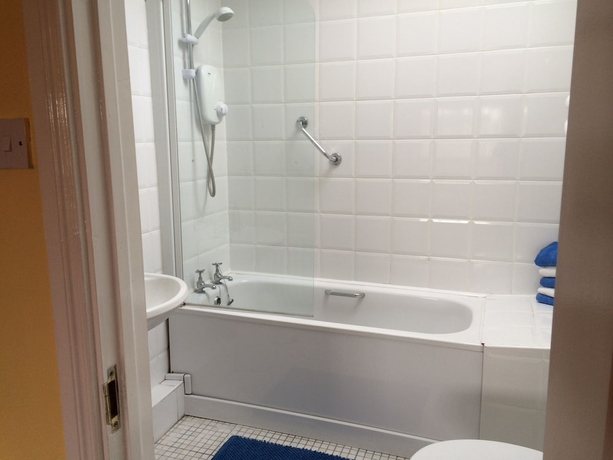 Imagen de la habitación del Hotel Glenmore House. Foto 13