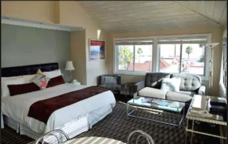 Imagen de la habitación del Hotel Glenmore Plaza. Foto 2