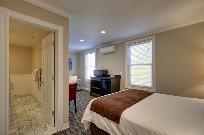 Imagen de la habitación del Hotel Glenmore Plaza. Foto 9