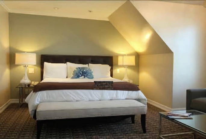 Imagen de la habitación del Hotel Glenmore Plaza. Foto 12
