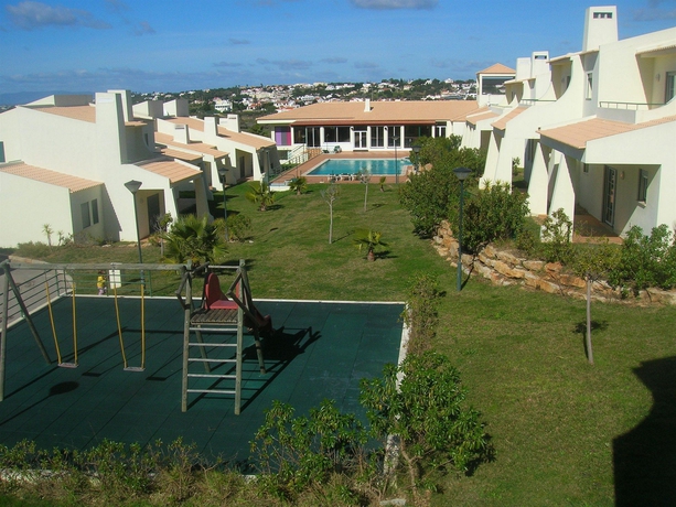 Imagen de los exteriores del Hotel Glenridge Albufeira Beach and Golf Resort. Foto 7