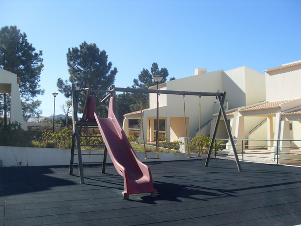 Imagen de los exteriores del Hotel Glenridge Albufeira Beach and Golf Resort. Foto 8