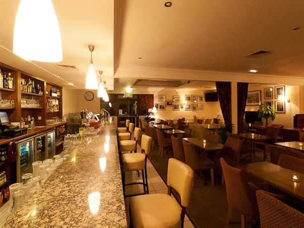 Imagen del bar/restaurante del Hotel Glenside. Foto 9