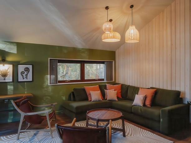 Imagen de los interiores del Hotel Glentress Forest Golden Oak. Foto 8