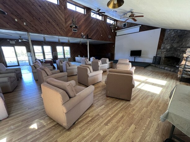 Imagen general del Hotel Glenwood Inn And Conference Center. Foto 5