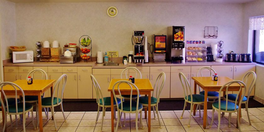 Imagen de la habitación del Hotel Glenwood Springs Cedar Lodge. Foto 9