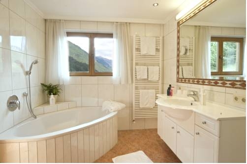 Imagen general del Hotel Gletscherblick, Sankt Jakob am Arlberg. Foto 2