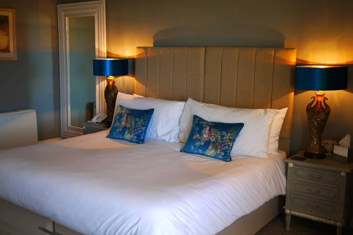 Imagen de la habitación del Hotel Glewstone Court Country House. Foto 11