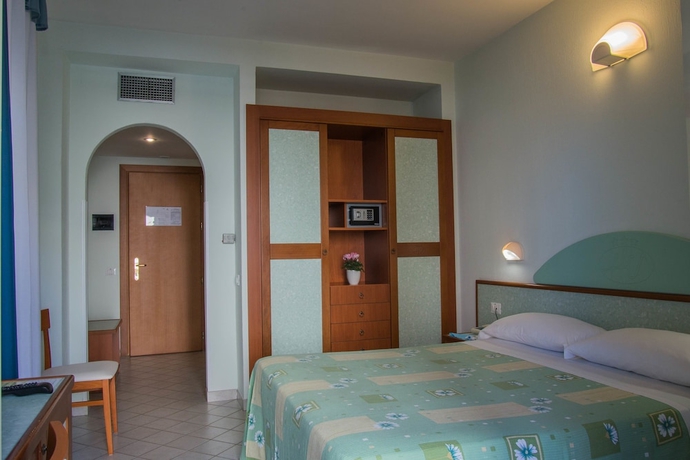 Imagen de la habitación del Hotel Gli Ulivi, Soverato. Foto 2