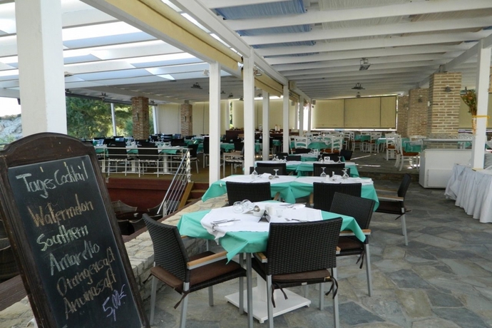 Imagen general del Hotel Glicorisa Beach. Foto 9