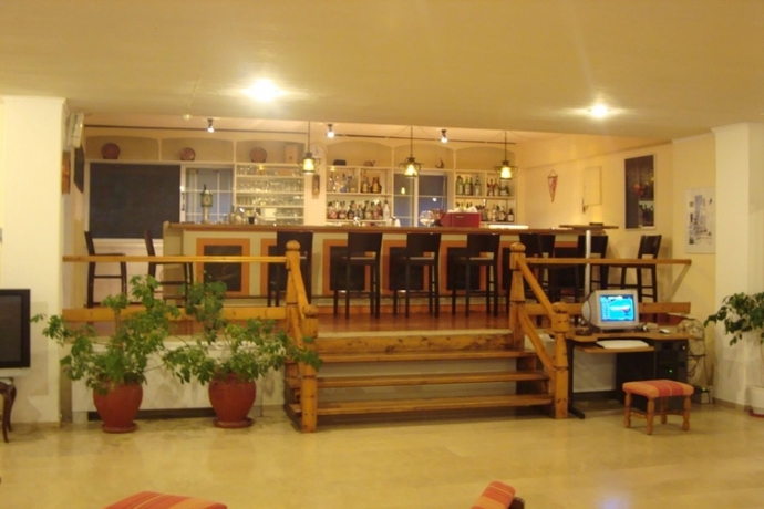 Imagen general del Hotel Glicorisa Beach. Foto 11