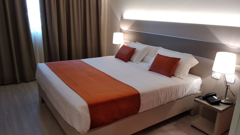 Imagen de la habitación del Hotel Glis. Foto 5