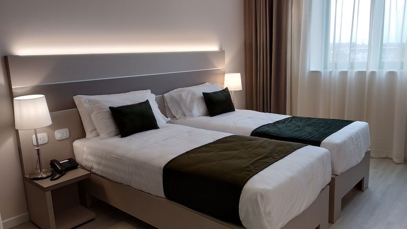 Imagen de la habitación del Hotel Glis. Foto 6