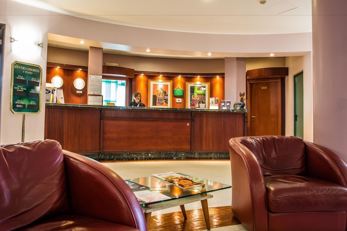 Imagen de los interiores del Hotel Glis. Foto 18