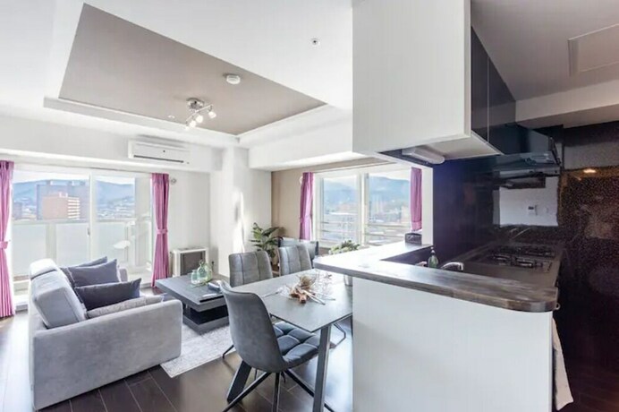 Imagen de la habitación del Hotel Glisten. Foto 26