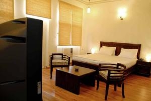 Imagen de la habitación del Hotel Glitz, JAIPUR. Foto 3