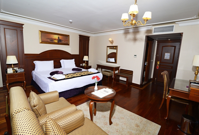 Imagen de la habitación del Hotel Glk Premier Regency Suites and Spa. Foto 10