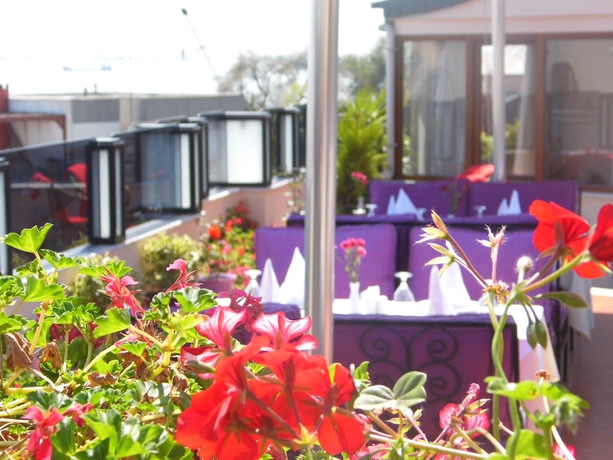 Imagen del bar/restaurante del Hotel Glk Premier The Home Suites and Spa - Boutique Class. Foto 4