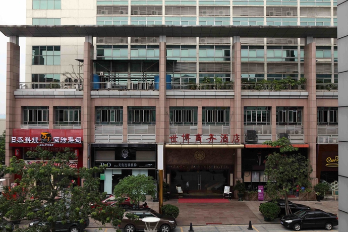Imagen de los exteriores del Hotel Global Business. Foto 15
