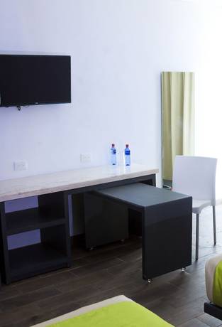 Imagen de la habitación del Hotel Global Express. Foto 6