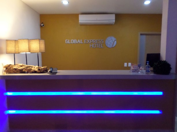 Imagen de los interiores del Hotel Global Express. Foto 18