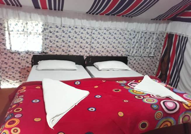 Imagen de la habitación del Hotel Global Kumbh Village - Hostel. Foto 13
