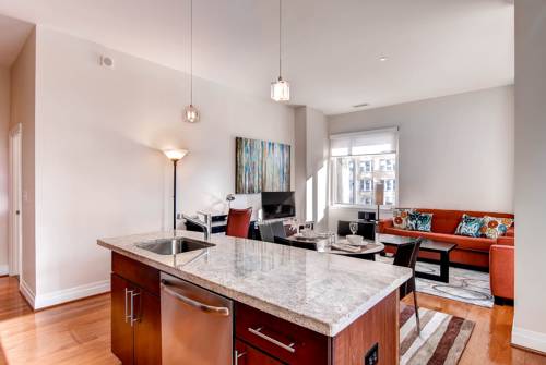 Imagen de la habitación del Hotel Global Luxury Suites At Foggy Bottom. Foto 3