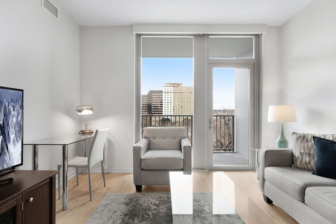 Imagen de la habitación del Hotel Global Luxury Suites Crystal City. Foto 9