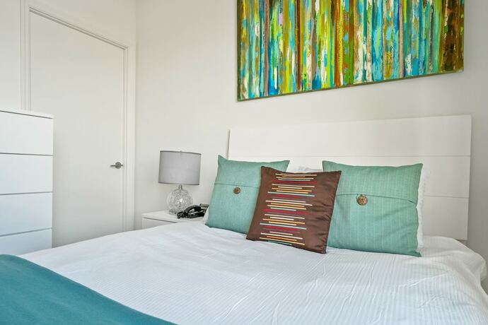 Imagen de la habitación del Hotel Global Luxury Suites White Plains. Foto 18