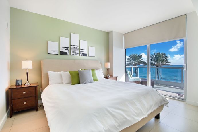 Imagen de la habitación del Hotel Global Luxury Suites at Monte Carlo. Foto 2