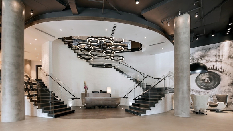 Imagen de los interiores del Hotel Global Luxury Suites at Reston. Foto 16