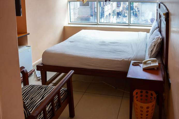 Imagen de la habitación del Hotel Global Palace. Foto 3