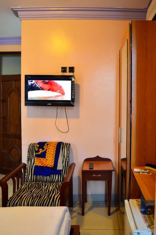 Imagen de la habitación del Hotel Global Palace. Foto 16