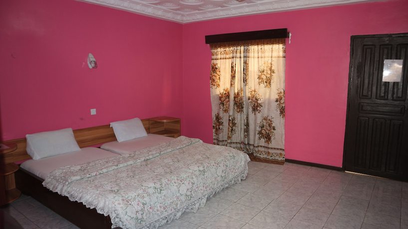 Imagen de la habitación del Hotel Global Summer. Foto 2