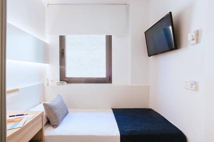 Imagen de la habitación del Hotel Globales Acis and Galatea. Foto 7