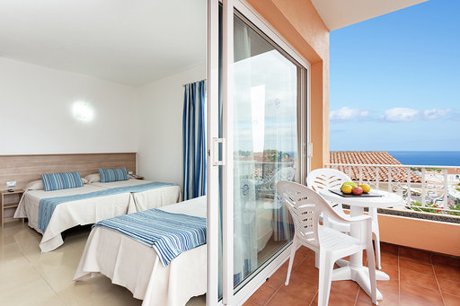 Imagen de la habitación del Hotel Globales Acuario. Foto 11