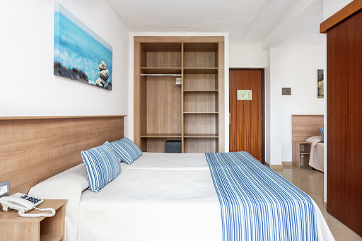 Imagen de la habitación del Hotel Globales Acuario. Foto 12